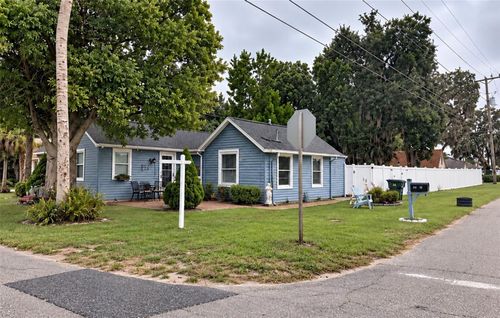 90 12th St, SAINT CLOUD, FL, 34769-3925 | Card Image