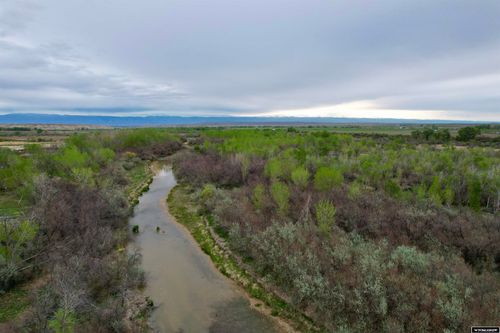 698 State Highway 30, Basin, WY, 82410-8810 | Card Image