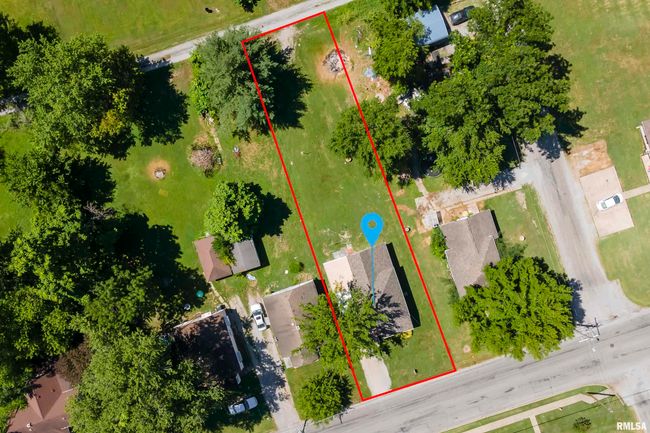 807 E Park St, House other with 3 bedrooms, 1 bathrooms and null parking in Du Quoin IL | Image 26