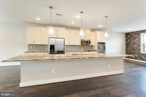 44750 Tiverton Sq, ASHBURN, VA, 20147-5990 | Card Image