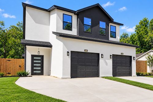 817 Stamps Ave, Fort Worth, TX, 76114-3293 | Card Image