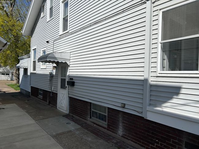701 Polk St, House other with 4 bedrooms, 2 bathrooms and 2 parking in Sandusky OH | Image 6