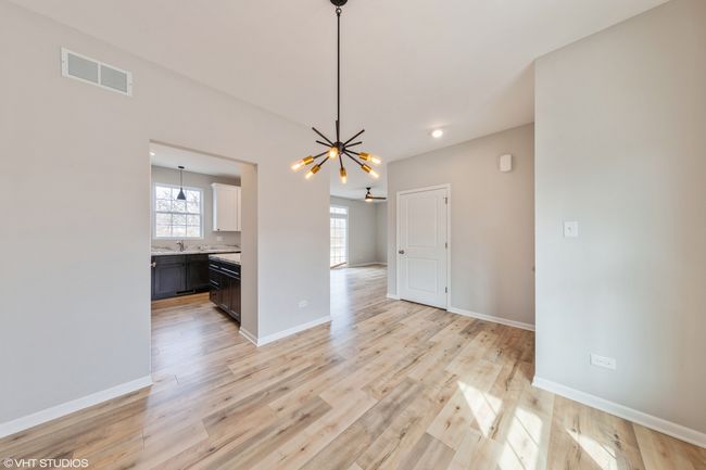 200 Crystal Ln, House other with 3 bedrooms, 3 bathrooms and 2 parking in Steger IL | Image 9