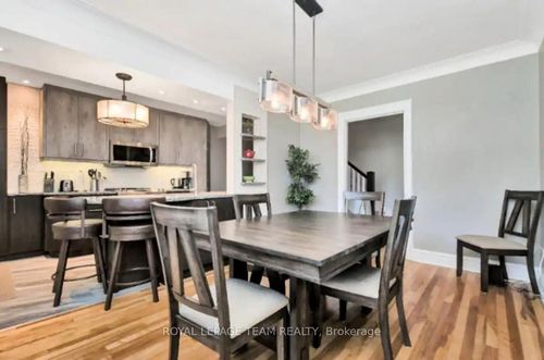 117 Bayswater Ave, Ottawa, ON, K1Y2G2 | Card Image