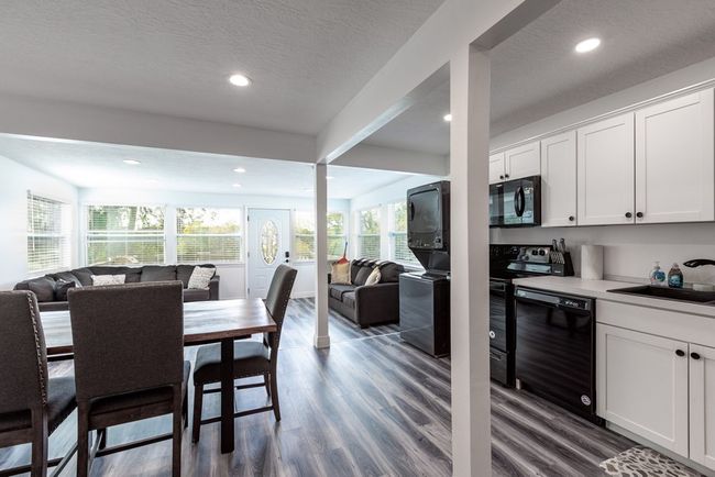 903 S Riverside Dr, House other with 2 bedrooms, 2 bathrooms and null parking in STEINHATCHEE FL | Image 8