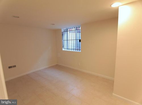 1-1852 N Willington St, PHILADELPHIA, PA, 19121-3304 | Card Image