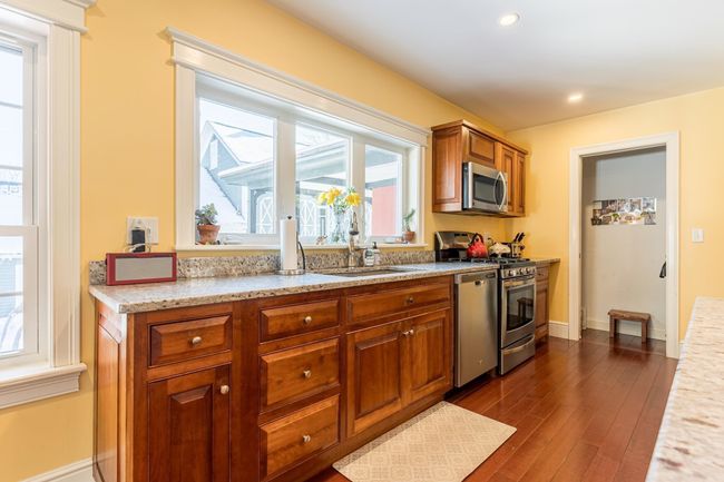 9 Swamscott St, House other with 6 bedrooms, 5 bathrooms and null parking in Newfields NH | Image 17