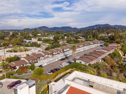 1010 Clearbrook Ln, Vista, CA, 92084-5201 | Card Image