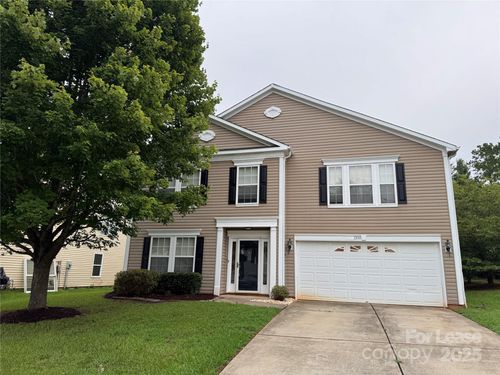 3360 Table Rock Dr, Gastonia, NC, 28052-5437 | Card Image