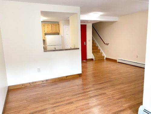 38-400 Massachusetts Ave, Boston, MA, 02115-4932 | Card Image