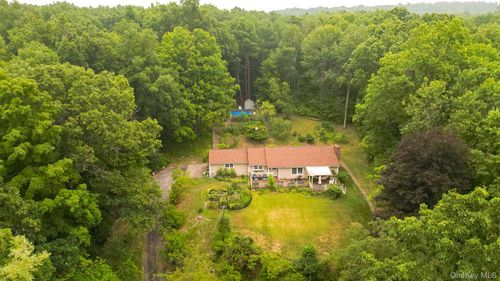 408 Field Rd, Milan, NY, 12571-4763 | Card Image
