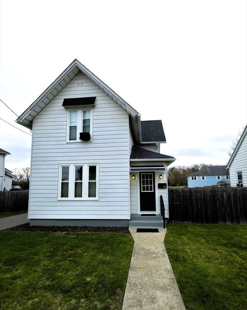 76 Stony Hill Rd, Wilbraham, MA, 01095-1036 | Card Image