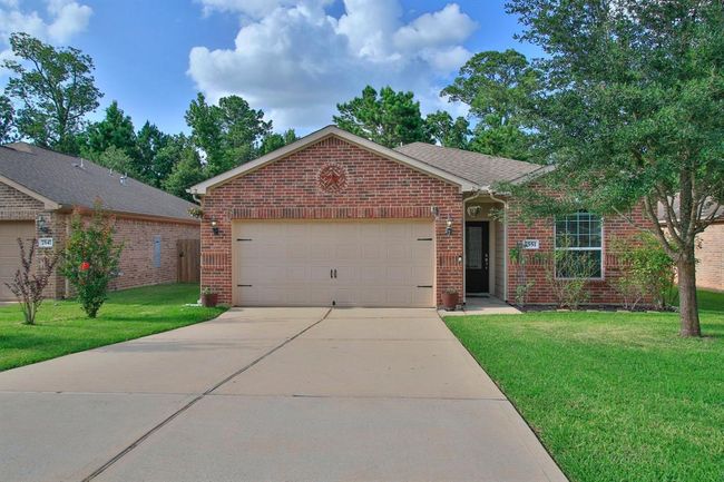 7551 Fettle Ln, House other with 3 bedrooms, 2 bathrooms and 2 parking in Conroe TX | Image 7