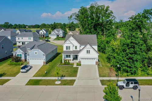 1957 Emerald Ln, Wixom, MI, 48393-1428 | Card Image