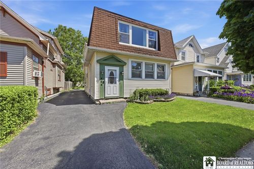 464 Taunton Place, Buffalo, NY, 14216 | Card Image