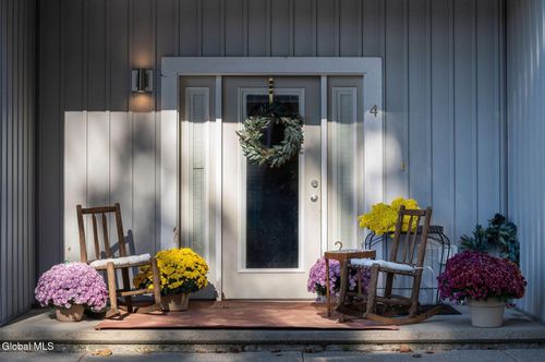 4-166 Jefferson St, Saratoga Springs, NY, 12866-5196 | Card Image