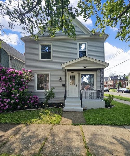 963 W 7th St, Erie, PA, 16502-1102 | Card Image