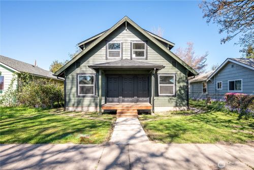 285 20th Ave, Longview, WA, 98632-1151 | Card Image
