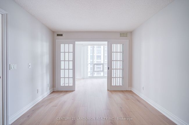 3406 - 763 Bay St, Condo with 2 bedrooms, 1 bathrooms and 1 parking in Toronto ON | Image 16