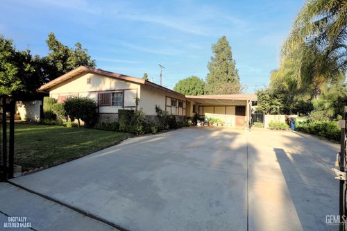 11474 Gladstone Ave, Sylmar, CA, 91342-7103 | Card Image