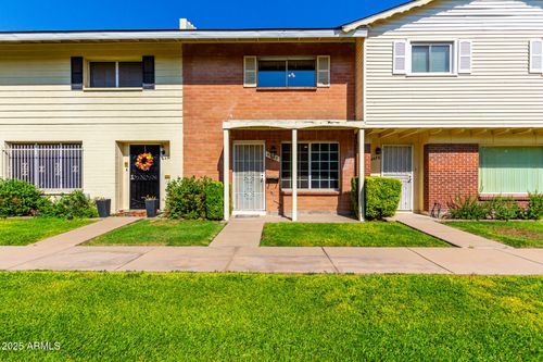 4438 E Belleview St, Phoenix, AZ, 85008-5644 | Card Image