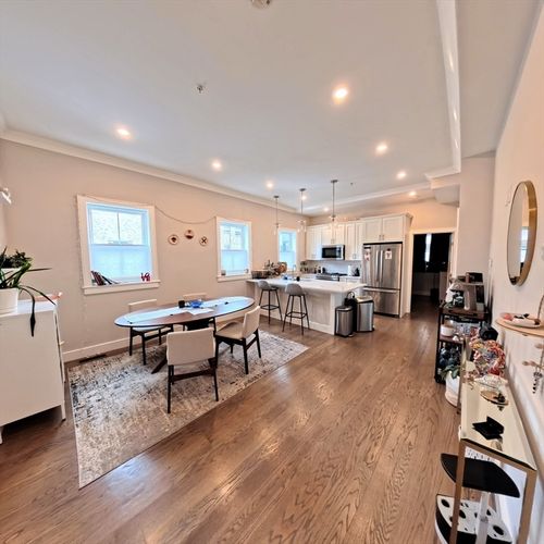 apt-1-70 Gore St, Cambridge, MA, 02141-1484 | Card Image