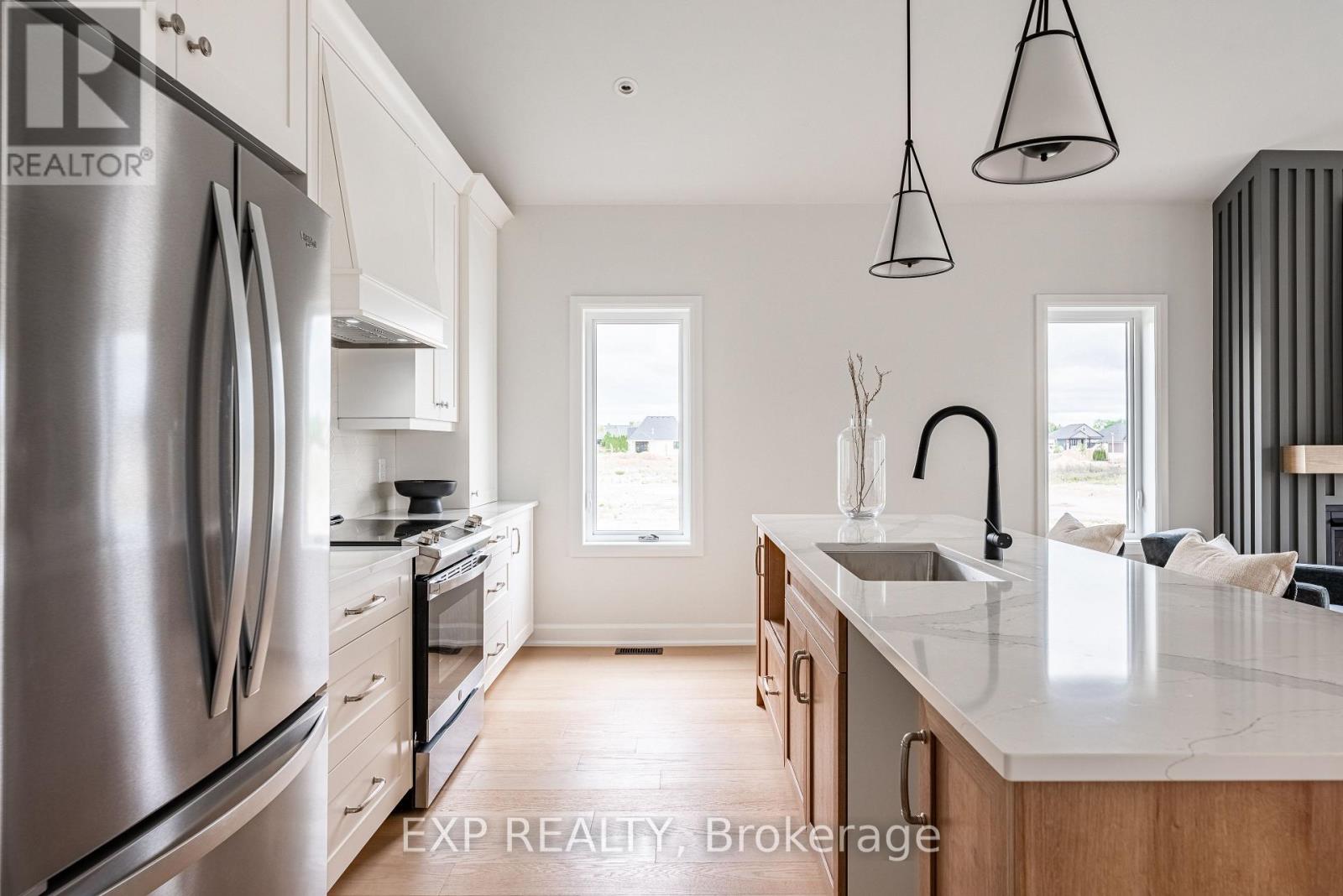 Residential in Niagara-on-the-Lake (Virgil) 3