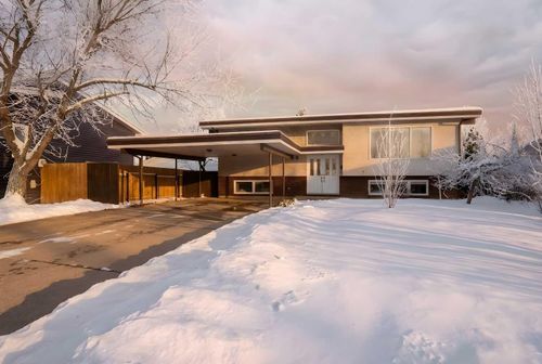 13 Primrose Pl N, Lethbridge, AB, T1H4K1 | Card Image