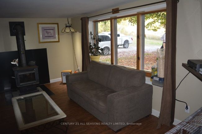 1081 Papineau Lake Rd, House other with 3 bedrooms, 1 bathrooms and 6 parking in Maple Leaf ON | Image 7