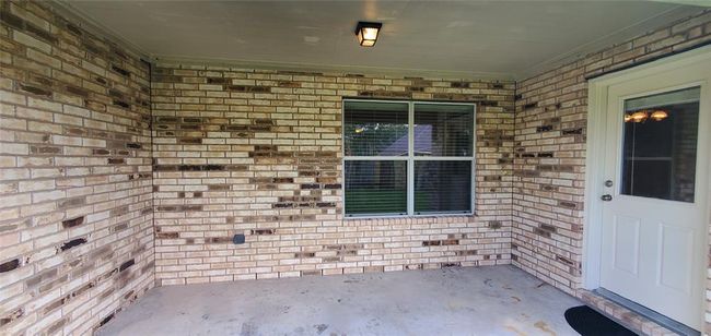 Covered Patio | Image 32
