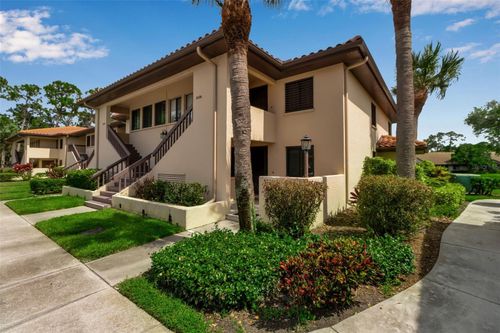 67-5224 Lake Village Dr, SARASOTA, FL, 34235-2043 | Card Image