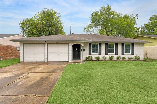 5850 Southminster Dr, Houston, TX, 77035-5424 | Card Image