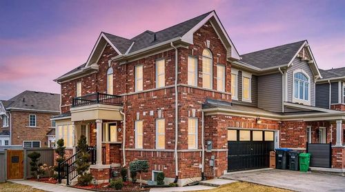 3 Leblanc Cres, Brampton, ON, L7A4G7 | Card Image