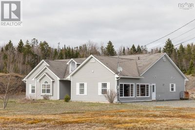 315 Highway 1, House other with 3 bedrooms, 3 bathrooms and null parking in Mount Uniacke NS | Image 2