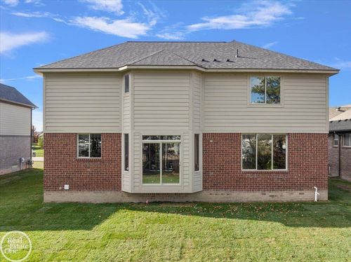 lot-12-50710 Summit View Dr, Macomb, MI, 48042-1742 | Card Image