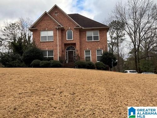 608 Brooks Ln, HOOVER, AL, 35244-3354 | Card Image