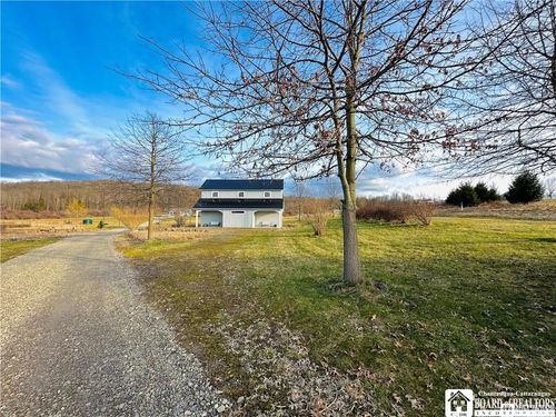 31 Diamond Dr, Frewsburg, NY, 14738-9653 | Card Image