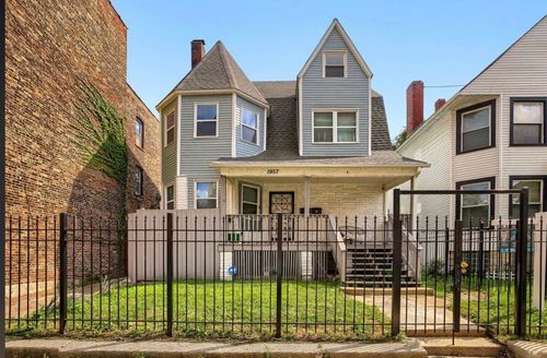 1957 E 72nd St, CHICAGO, IL, 60649-2420 | Card Image