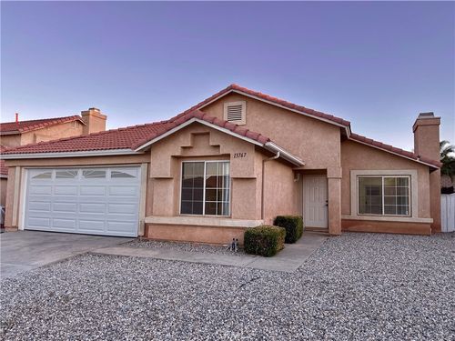 13767 Sarracino Way, Victorville, CA, 92392-6300 | Card Image