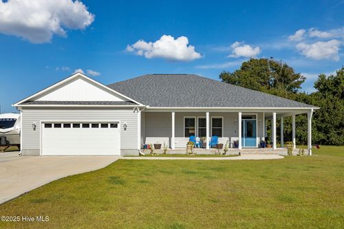 153 Radford Ln, Newport, NC, 28570-8023 | Card Image
