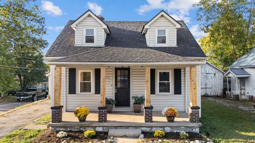 100 Mcdonald St, Nicholasville, KY, 40356-1441 | Card Image