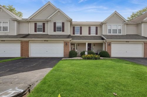5721 Wildspring Dr, Lake In The Hills, IL, 60156-6416 | Card Image