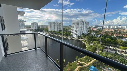 1714-18151 Ne 31st Ct, Aventura, FL, 33160-2652 | Card Image