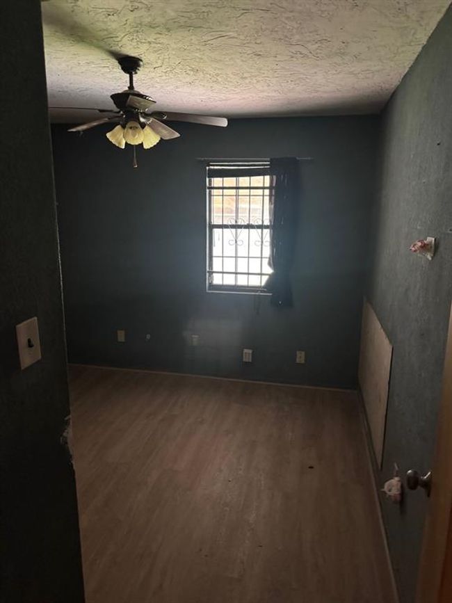 710 Fields St, House other with 3 bedrooms, 2 bathrooms and 2 parking in Richmond TX | Image 10