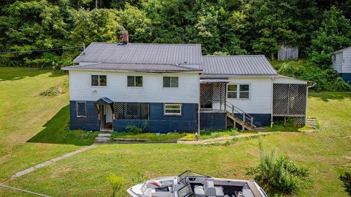 216 Asbury Hollow Rd, Cedar Bluff, VA, 24609-8350 | Card Image