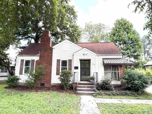 914 Windsor St, Gadsden, AL, 35903-2035 | Card Image