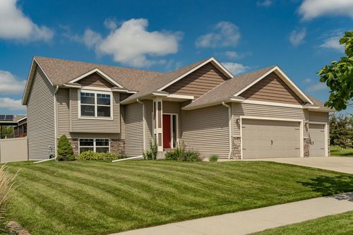 4605 Arctic Fox Rd Nw, Rochester, MN, 55901-3912 | Card Image