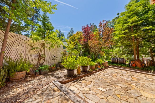 24315 Sugar Pine Rd, House other with 3 bedrooms, 3 bathrooms and 2 parking in Twain Harte CA | Image 29