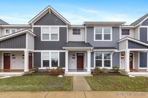 6738 Promenade St Ne, Rockford, MI, 49341-8849 | Card Image