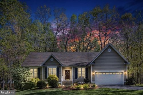 11113 Piney Forest Dr, BUMPASS, VA, 23024-9336 | Card Image